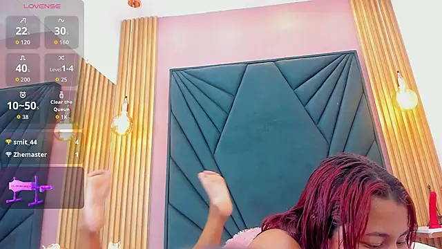 Luci_Taylor_ live