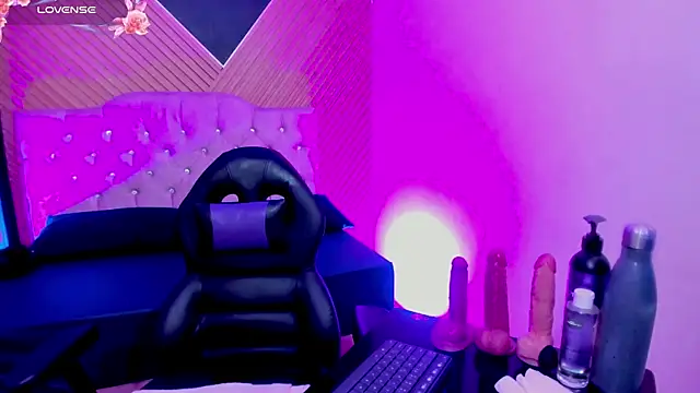 Nyx_Moon live