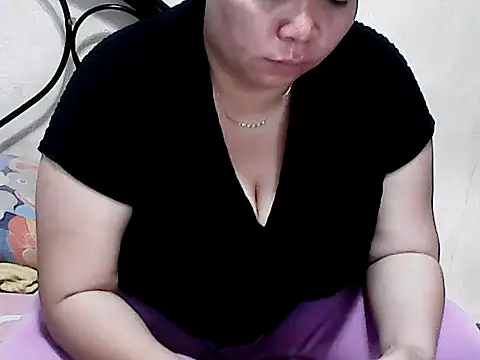 HornyPussie69 live
