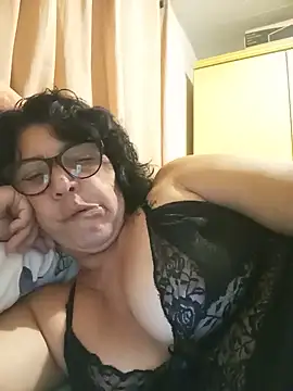 Milena1000 live