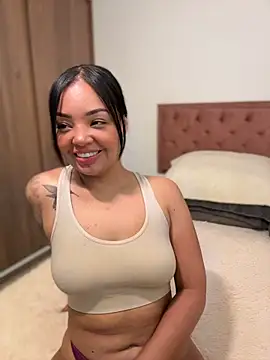 JennLeMoka live