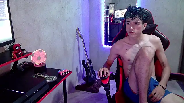 Johnny_cagee_ live