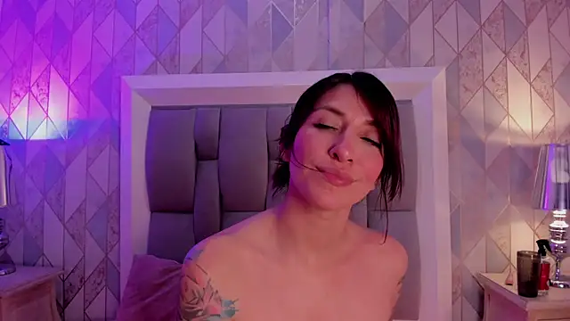 Ginger_Violetta_ live
