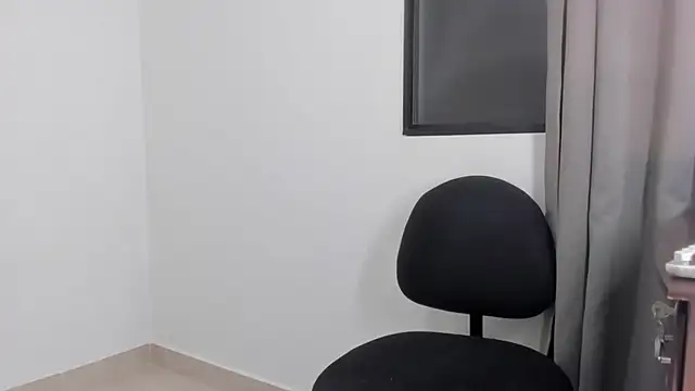 Emma_lean live