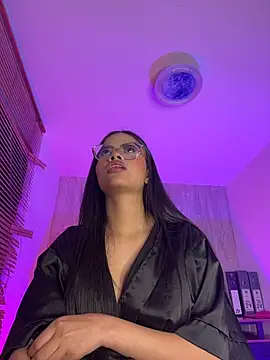 Susan_Voltaire live