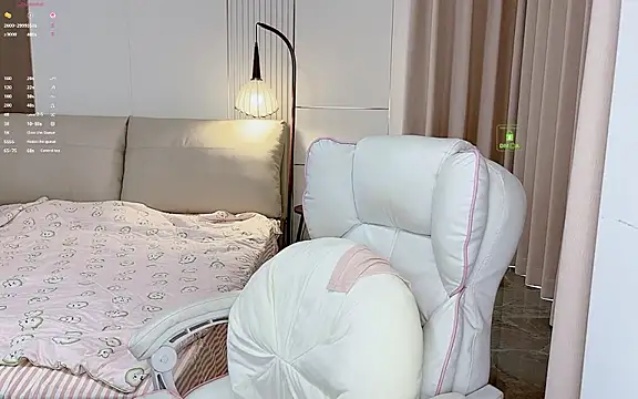 QiQiQi_ live