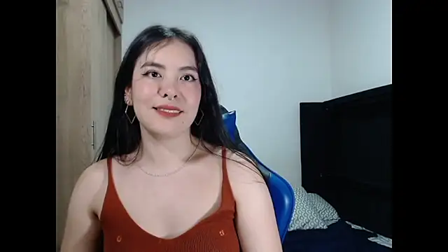 EloiseJun live