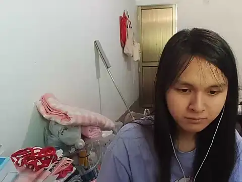 RebelAura live