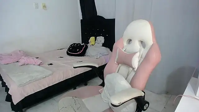 Elizabeth_rose02 live