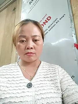 Yee_Yee1 live
