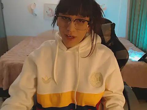 Aria_666 live