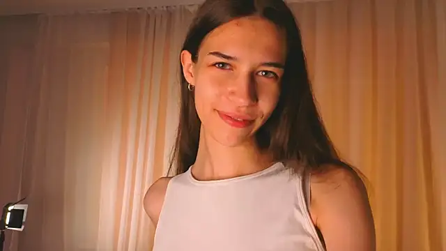 AliciaBrooks live