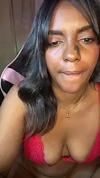 Emilly_Mayfair live