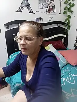 katrinna_ live