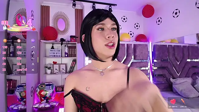 Eva__Walker live