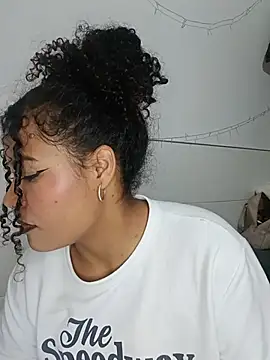 BrianaSweetxxx live