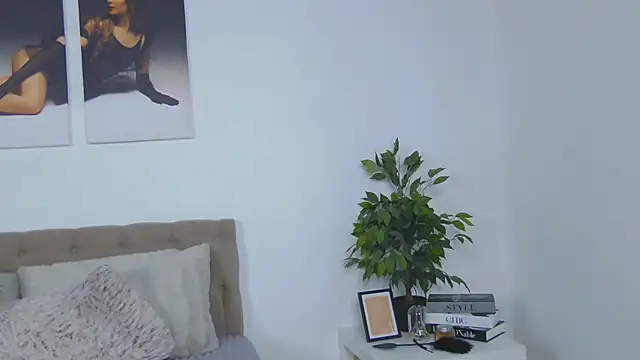 VioletiSwone live