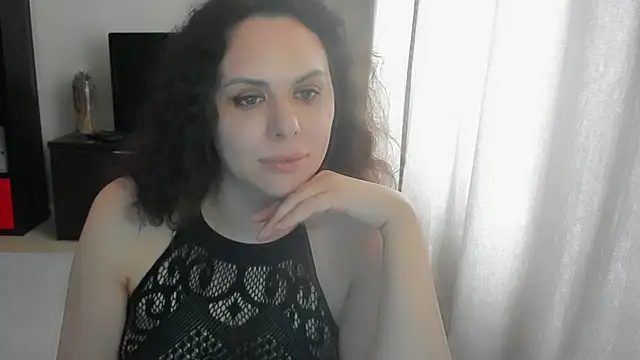 MollyCheiz live