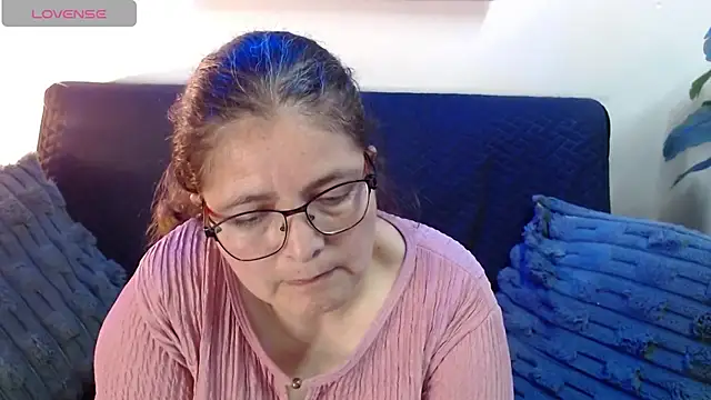 Linda_banks_ live