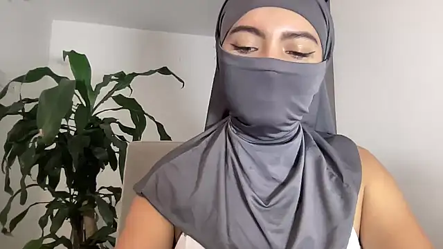 jade_nassar live