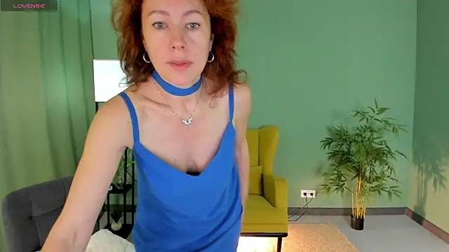 LeticiaRomano live