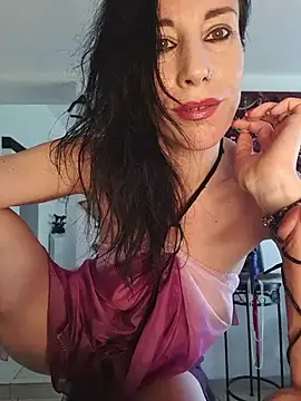 freyamoret live