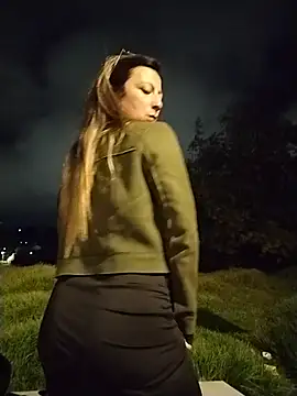 VALELUXX live