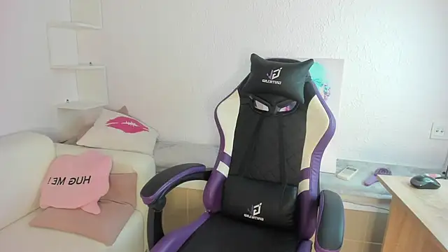 Ella_starrr__ live