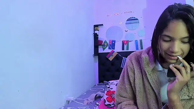 sapphire_brown20 live