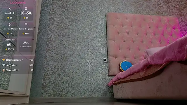 Akilla_Queen live