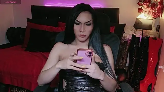 JadeScarlet_LoveLace live