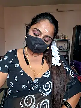 Queen_ilakiya live