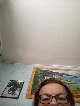 Olena72531 live