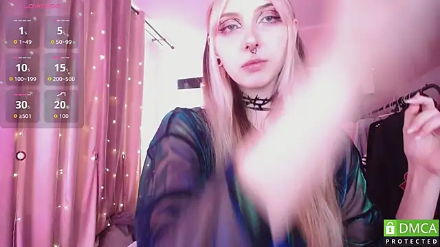 JustMeowGirl live