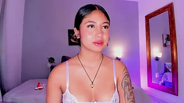 KimTaylorW live