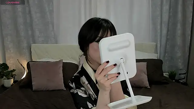 BrianaSteels live