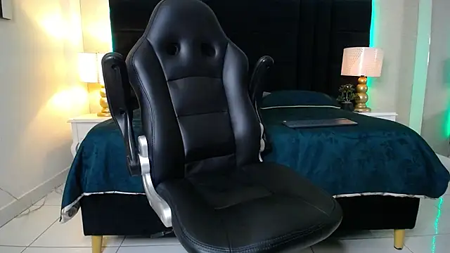 SkylerBigxxx live