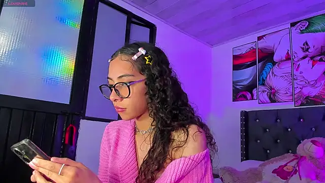 Sarah_Moon1 live