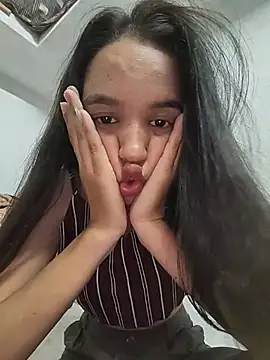 Naysha104 live