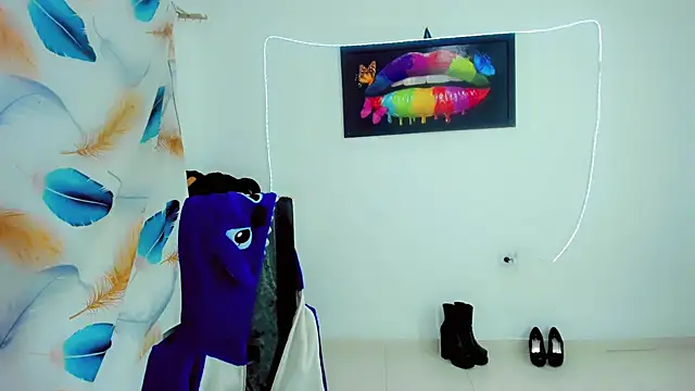 maddison_ivannova live