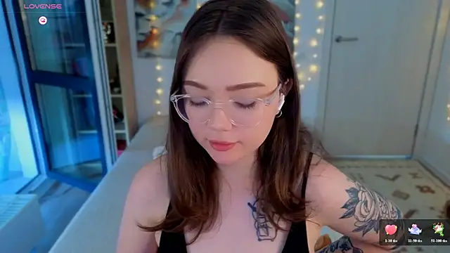 MilenaSaint live