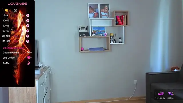 Emmi_crystal live