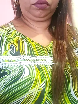 Ravina_patil1 live