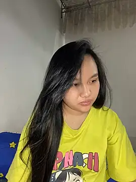 Almira6868 live