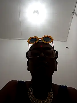mamakarma1403 live