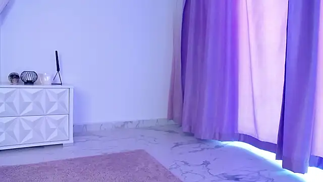 RavenFoxxy live