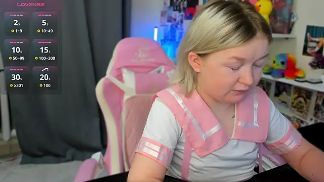 Sara_Robinson live
