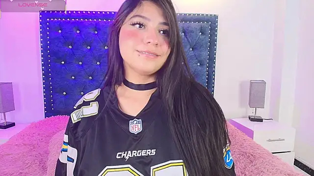 Salem_skyler_ live