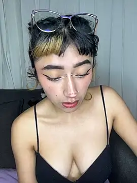 baby_akuma live
