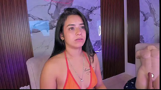 GabyHott_ live